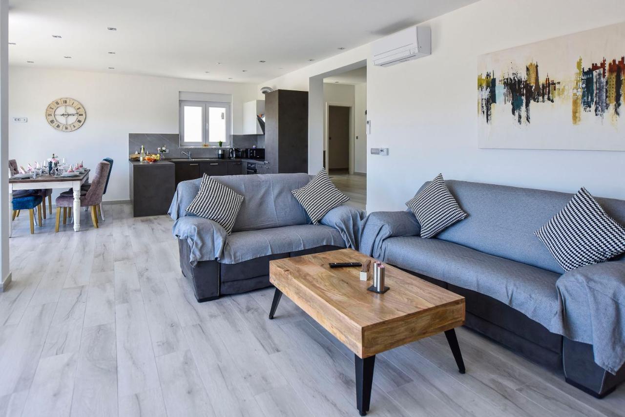 לון Moderner Bungalow Mit Meerblick מראה חיצוני תמונה