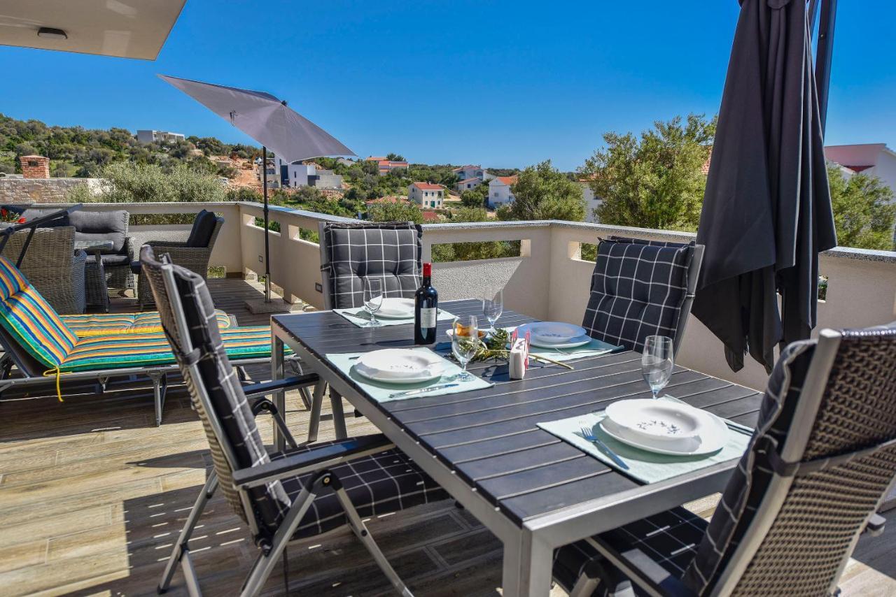 לון Moderner Bungalow Mit Meerblick מראה חיצוני תמונה